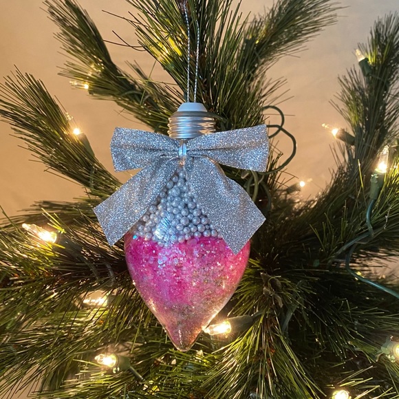 Christmas ornaments - Picture 5 of 9